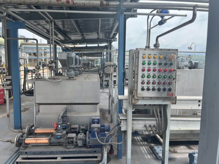 Supporting facilities for water plant equipment