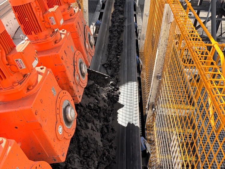 Debugging of Australian sludge dewatering equipment