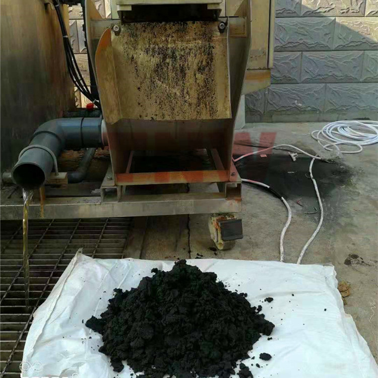 Sludge dewatering press for kitchen waste water treatment